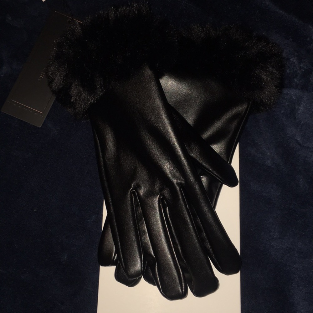🌟NWT BCBGMAXAZRIA gloves